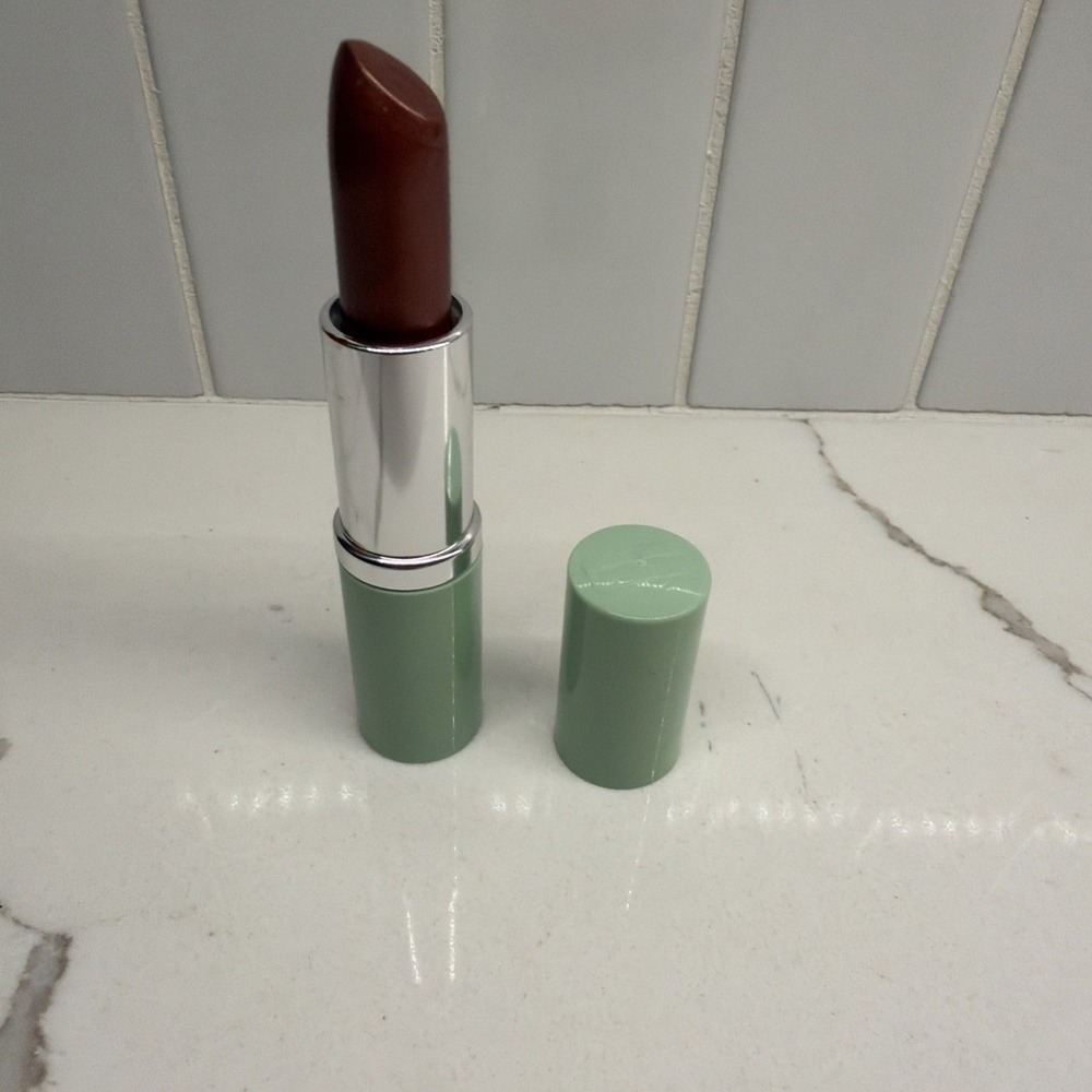 Clinique SURPRISE B53 Different Lipstick Full Size Authentic Vintage Green